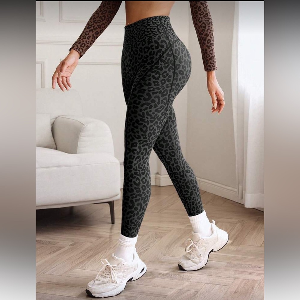 Leopard Print Leggings